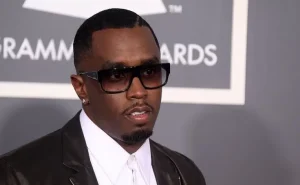 sean-diddy-combs-manfaatkan-waktu-di-penjara-untuk-keluarga-dan-fokus-hadapi-kasus-kata-sumber