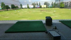 pengalaman-golf-terbaik-7-driving-range-paling-populer-di-bangkok