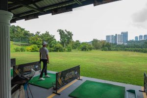 pengalaman-golf-terbaik-7-driving-range-paling-populer-di-bangkok