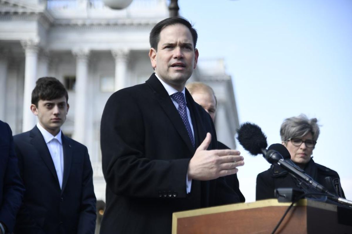 marco-rubio-dicalonkan-sebagai-menlu-oleh-trump-langkah-bersejarah-untuk-komunitas-latin-di-as