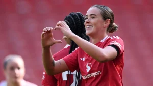 grace-clinton-dan-dominique-janssen-bersinar-manchester-united-women-kalahkan-liverpool-women-4-0-dan-amankan-tempat-di-liga-champions