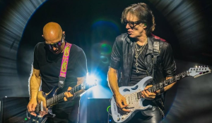 joe-satriani-dan-steve-vai-kolaborasi-baru-satchvai-band-siap-gelar-tur-eropa-2025