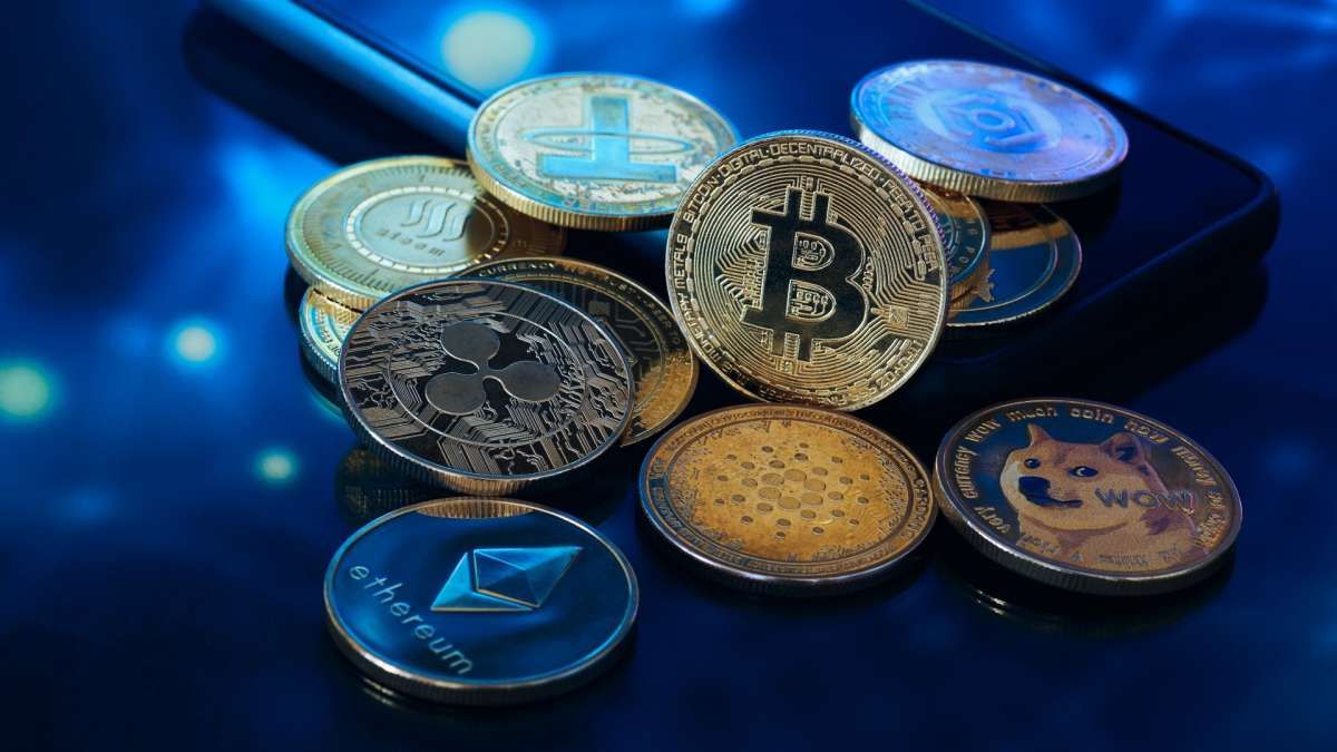 ojk-sedang-mengkaji-aturan-ico-untuk-aset-kripto-di-indonesia