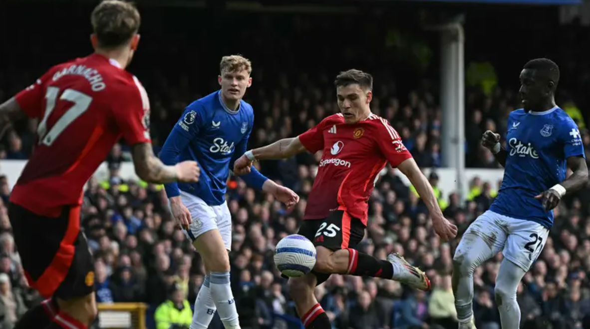 manuel-ugarte-selamatkan-mu-dari-kekalahan-di-kandang-everton-dengan-gol-perdana