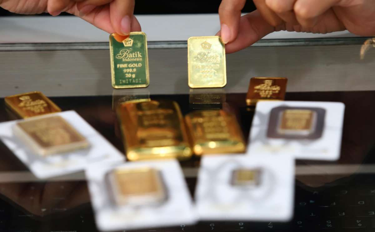 emas-ubs-dan-galeri-24-meroket-antam-bertahan-di-rp1-250-000-per-gram
