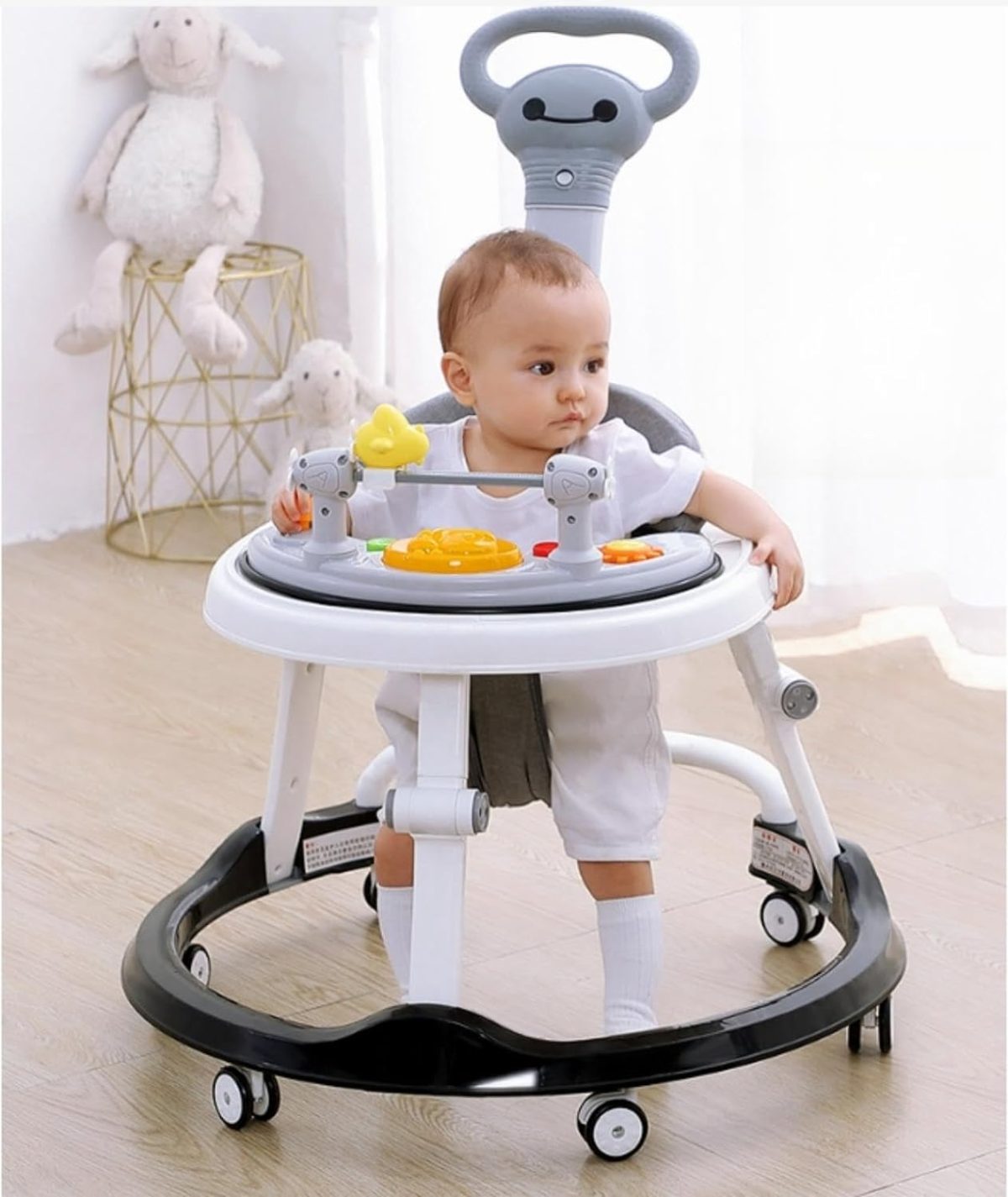 Baby Walker: Fungsi, Manfaat, dan Hal yang Perlu Diperhatikan